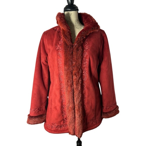 LL Bean Red Nordic Faux Suede‎ Faux Fur Penny Lane L Petite Floral Embroidered - Picture 1 of 11
